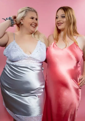 Halka satynowa Harper Plus Size DKaren srebrny 