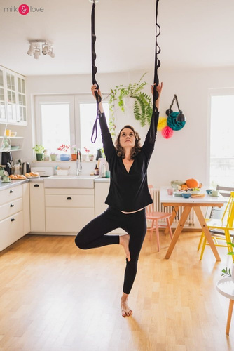 Bluzka ciążowa i do karmienia z rękawem Two Ways Milk&Love ochra