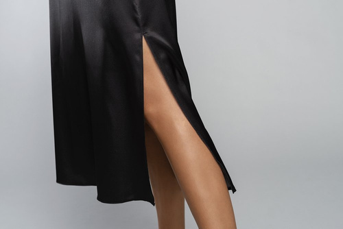 Koszula nocna wąskie ramiączko, długa Dotyk Italia Fashion - czarna