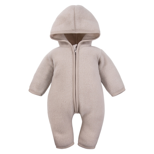 Beżowy kombinezon dziecięcy Eevi z polaru merino – komfort i ciepło