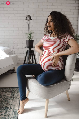 Bluzka do karmienia i ciążowa z krótkim rękawem Milk Shirt Milk&Love w biało-czerwone paski