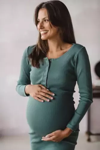 Sukienka ciążowa i do karmienia z dzianiny w prążek Tummy Milk&Love miętowy