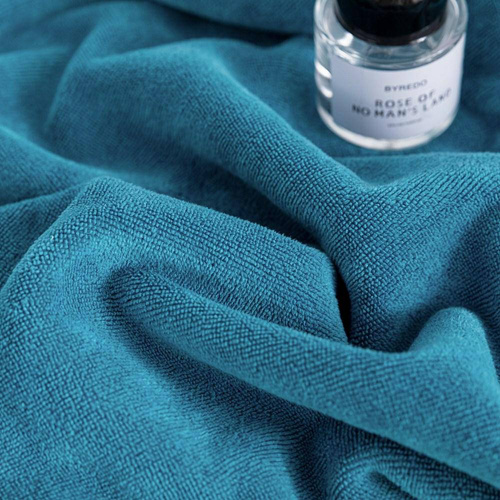 Ręcznik szybkoschnący z mikrofibry Active Spod Igły i Nitki pudrowy różowy