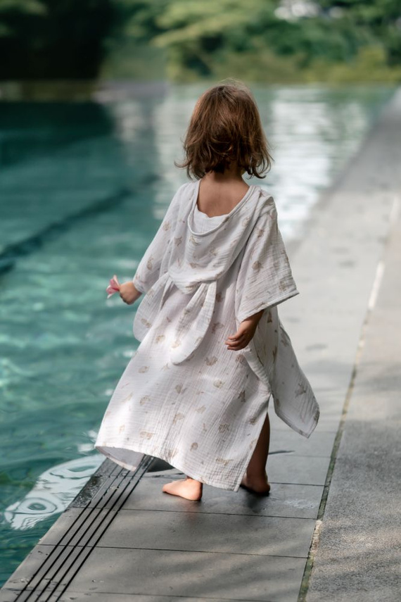 Muślinowe ponczo kąpielowe z kapturem dla dzieci Honey Bunny | 100% bawełna, szybkoschnące