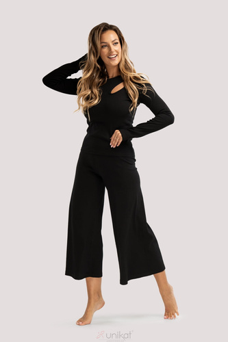 Piżama Zen czarna– bawełniana piżama z długim rękawem i spodniami 7/8, elegancka i komfortowa