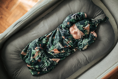 Pierwsze ubranko Woodland Makaszka