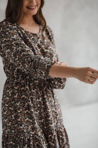 Sukienka ciążowa i do karmienia Lovely Dress Milk&Love  czarna w kwiatuszki