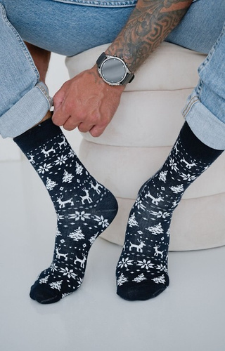 1290-026 Norweski wzór Skarpety męskie Milena granatowy– świąteczne, bawełna