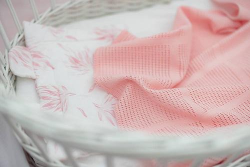 Sensis Kocyk Niemowlęcy Jade - pudrowy