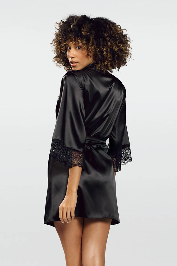 Belinda Satynowy Szlafrok Damski DKaren - czarna