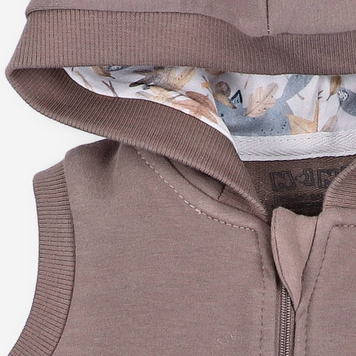 Kamizelka z bawełny organicznej Skarby Jesieni Nini brązowy 