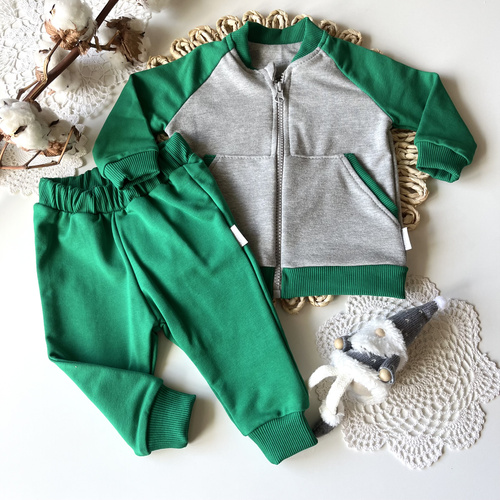 Chłopięcy Dres Świąteczny Mamatti DR06 Merry Christmas – Bawełna, Zielono-Szary