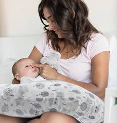 Poduszka do karmienia Moon Cushion Owl Eurobaby