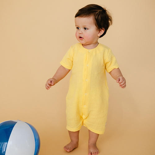 Rampers niemowlęcy muślinowy Elephant Eevi - żółty