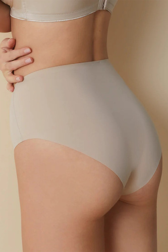 Figi Selene Maxi Braga 503 beżowe  – bezszwowe z wysokim stanem, wygodne i dopasowane