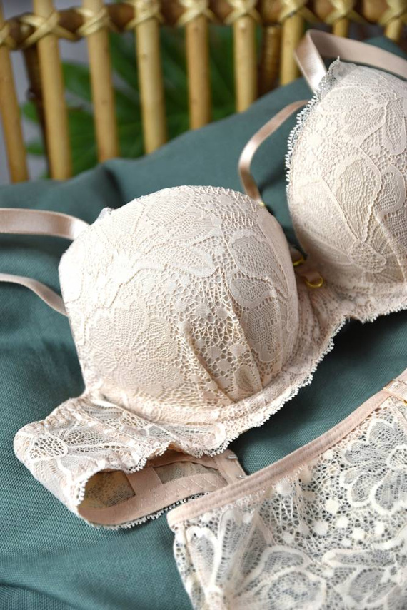Biustonosz super push up 19167 Julia Mediolano beige