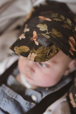 Bambusowa chustka z daszkiem Mikrokosmos- Makaszka