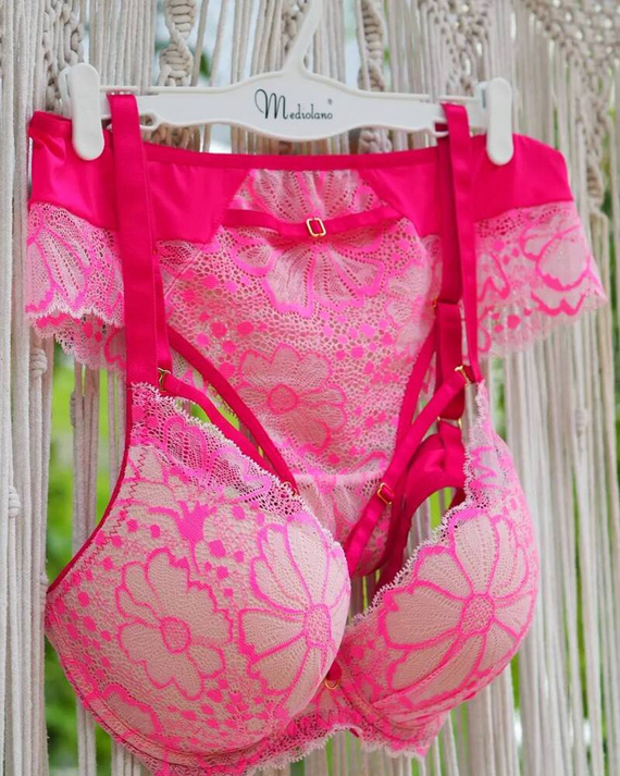 Biustonosz super push up 19167 Julia Mediolano różowy