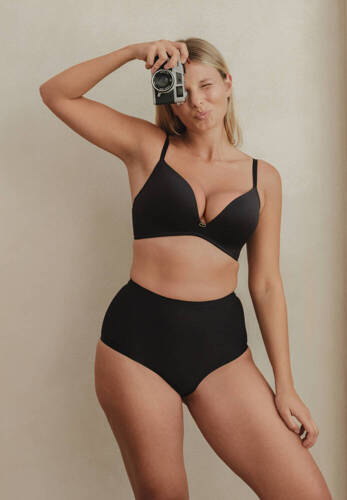 Amelia Biustonosz push-up bez fiszbin Nipplex - czarny