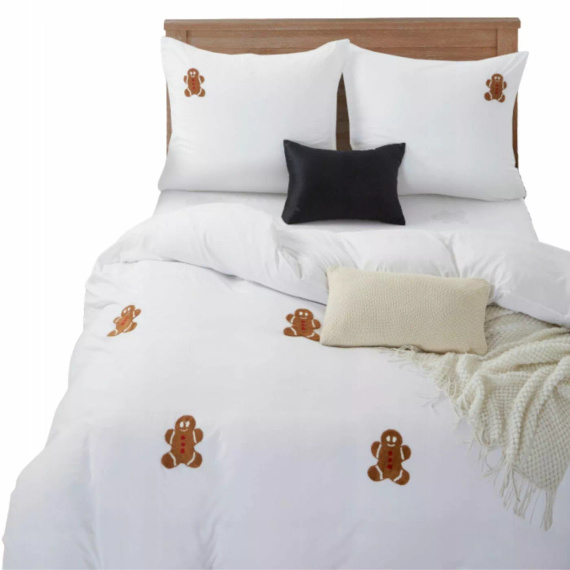Świąteczna pościel z mikrofibry z motywem pierniczków 3D Cuty Gingerbread– Spod Igły i Nitki, zapięcie na zamek