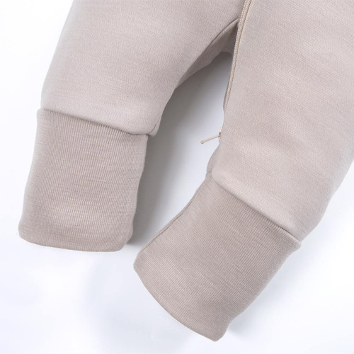 Pajac niemowlęcy z wełny merynosów Eevi - beżowy