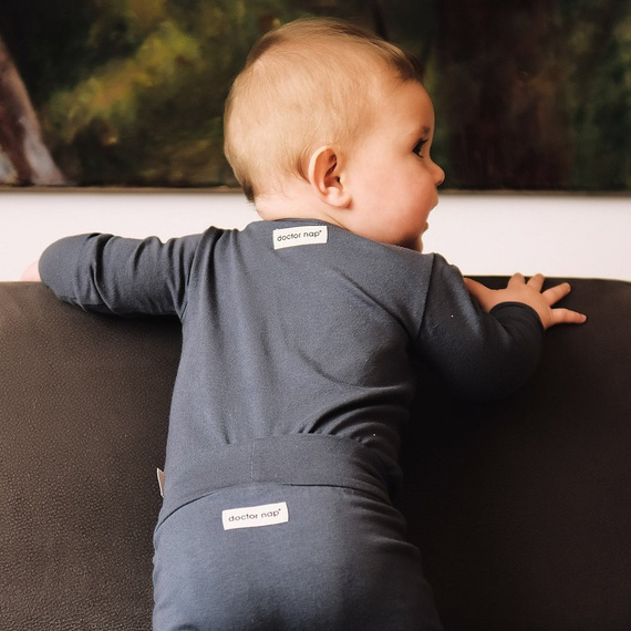 SPO.4286 Spodnie niemowlęce Doctor Nap - deep blue