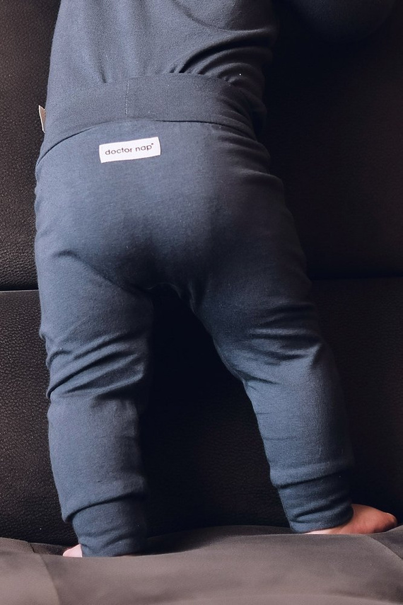 SPO.4286 Spodnie niemowlęce Doctor Nap - deep blue