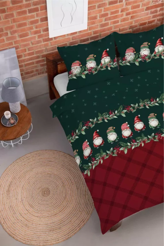 5618 A Magia Świąt Detexpol Pościel świąteczna flanelowa w skrzaty na bordowo-zielonym tle– bawełna 100%, certyfikat OEKO-TEX®