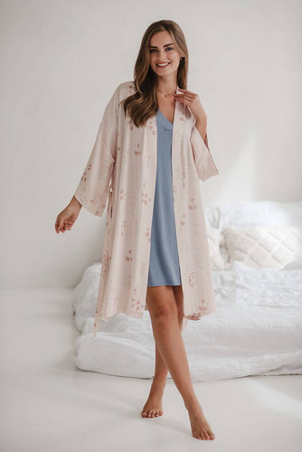 Szlafrok ciążowy bambusowy Flowers on pink Milk&Love różowy  