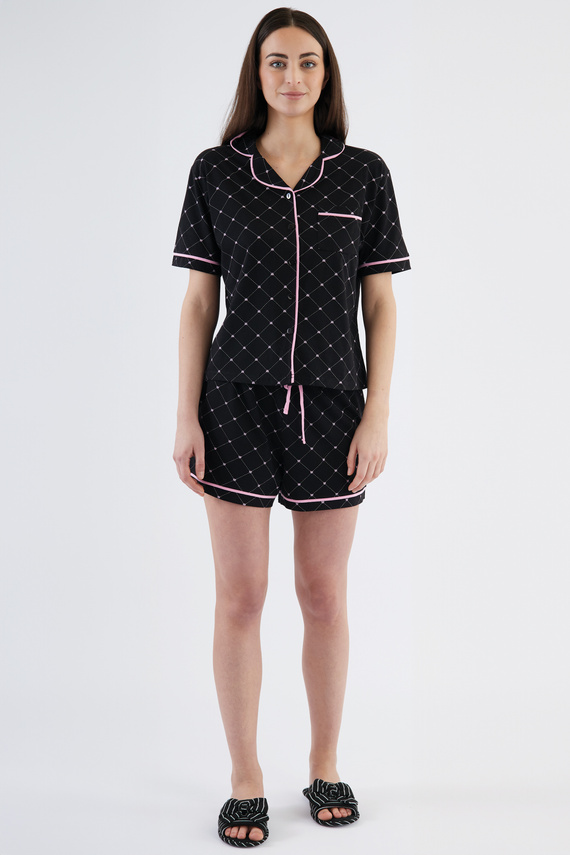 Coraline Sorbetto czarna – bawełniana piżama damska koszulowa z krótkimi spodenkami i napisami
