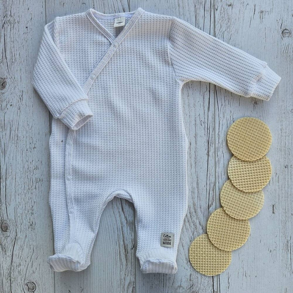 Pajacyk niemowlęcy "Natural Waffel" Makoma white