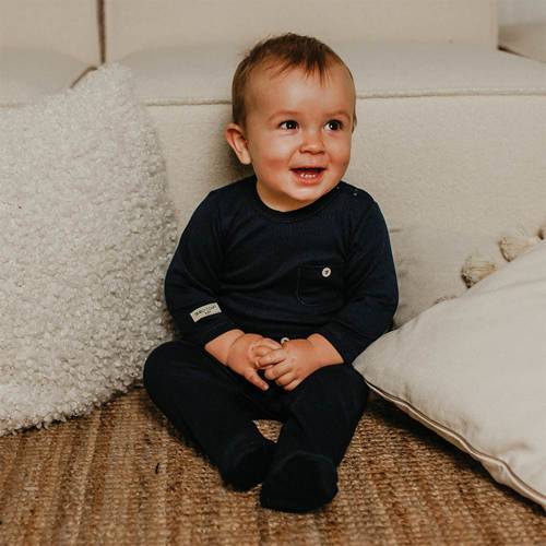 Body z długim rękawem z kieszonką "Simply Comfy" Ewa Klucze- granat