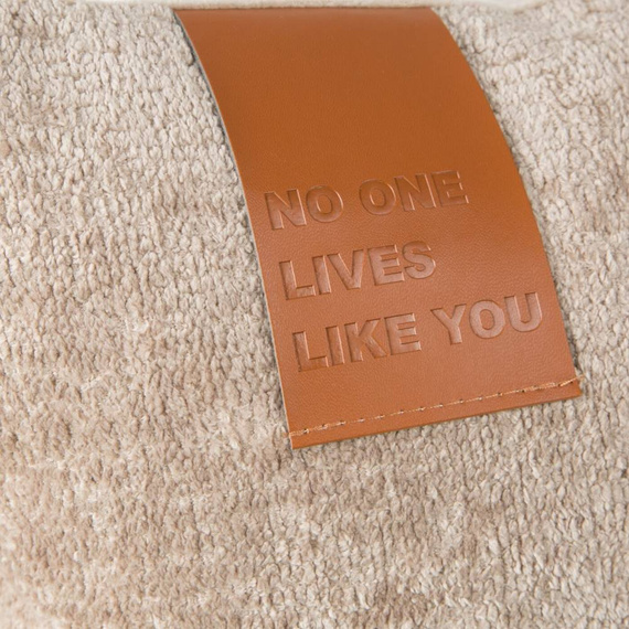 Poszewka z miękkiej szenilowej tkaniny ze skórzaną wstawką Eurofirany beżowy