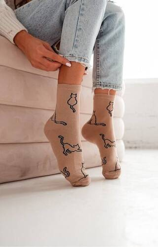 0200-093 Kontury Kota Skarperty damskie Milena - beżowy