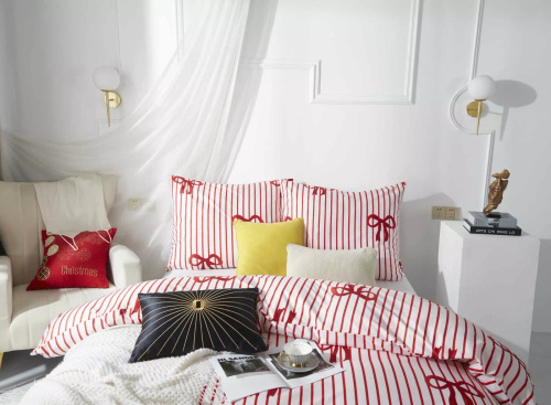 Merry Cozy Pościel pluszowa świąteczna czerwona miś Spod Igły i Nitki– mikrofibra 100%, 210 g/m²