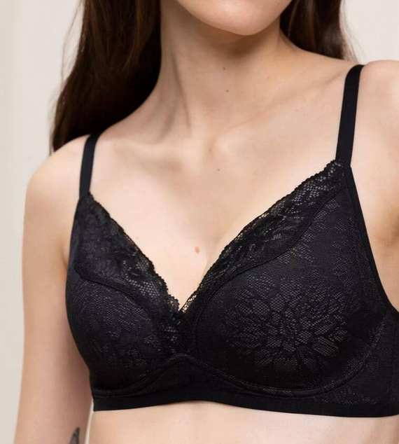 Biustonosz miękki bez fiszbin Fit Smart P01 EX Triumph czarny