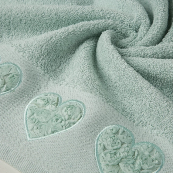 Ręcznik Kamila serca wypełnione różyczkami Eurofirany miętowy