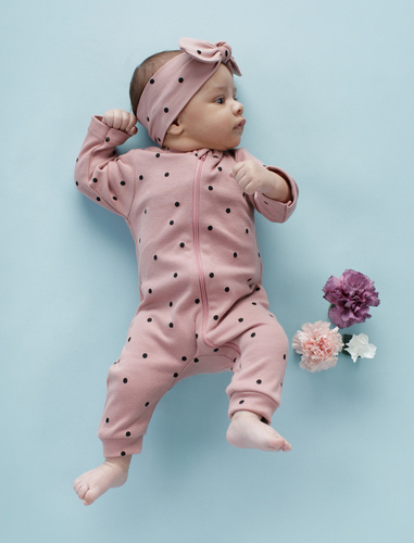 Pajac zapinany na zamek, bez stópek Tres Bien Pinokio - róż groszki 