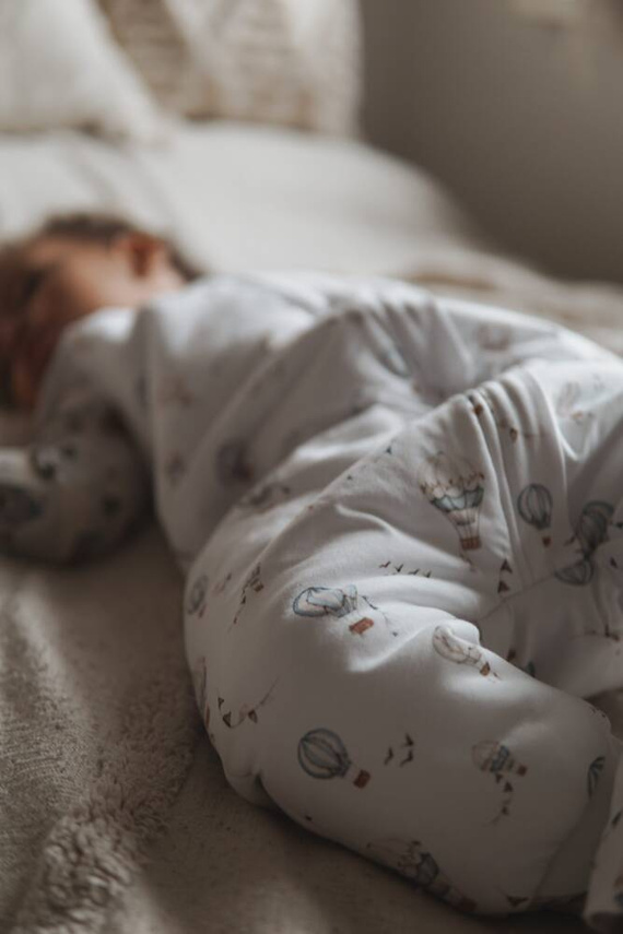 Całoroczny śpiworek do spania z nogawkami Retro Balloons Yosoy