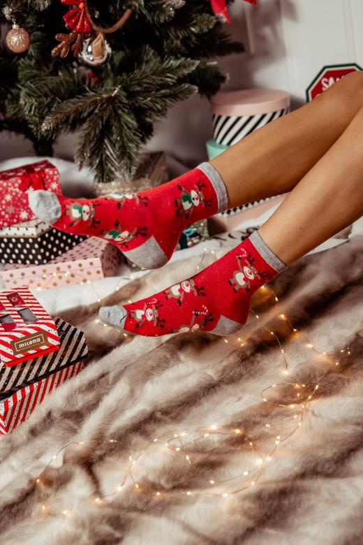 Skarpety Milena 1283.002 – Stojące Renifery, damskie świąteczne, Czerwony