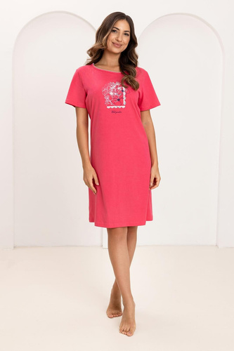 Koszula nocna Regina 174, bawełniana, krótki rękaw, nadruk, półokrągły dekolt- malinowa