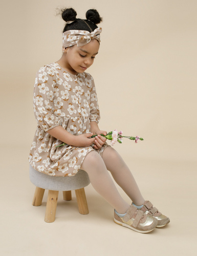 Sukienka z długim rękawem Tres Bien Pinokio - beżowe kwiaty 