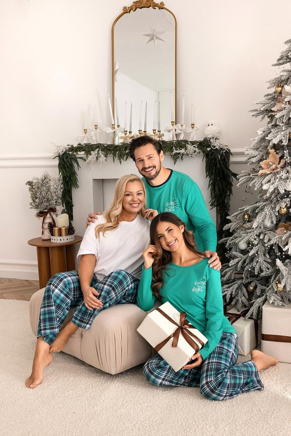 Regina 507 zielony – bawełniana piżama męska z nadrukiem i spodniami w kratę