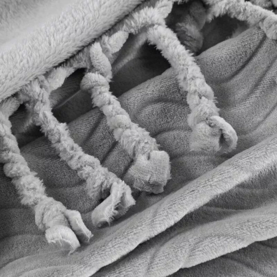 Koc narzuta z frędzlami Emma Eurofirany srebrny