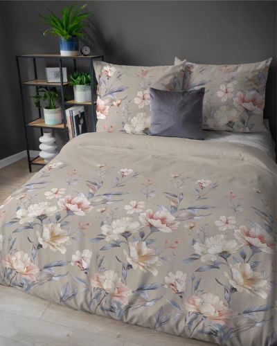 5636 A Detexpol Pastel Flowers beżowa w kwiaty morelowo-różowe– pościel flanelowa bawełniana, miękka i przytulna