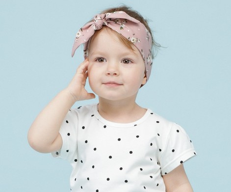 Opaska dziewczęca Tres Bien Pinokio - różowy kwiaty