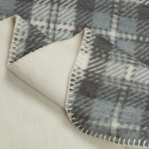 Świąteczny koc narzuta krata Santa Eurofirany  szary/kremowy