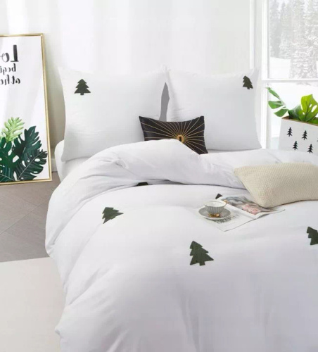 Świąteczna pościel z mikrofibry z motywem zielona choinki Cuty Christmas– Spod Igły i Nitki, zapięcie na zamek