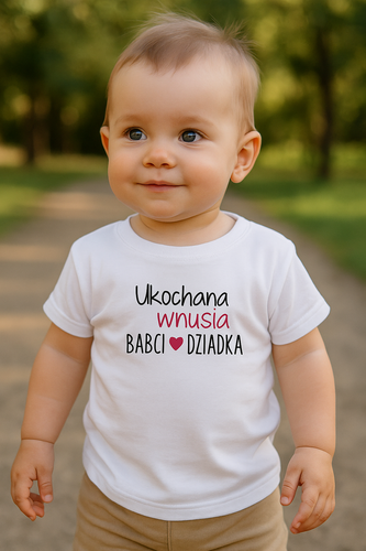 T-shirt dziecięcy Moocha z napisem „Ukochana Wnusia babci i dziadka” – biały, bawełniany