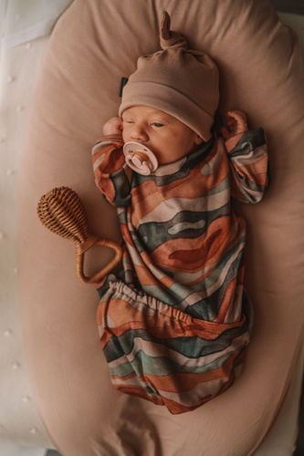 Pierwsze ubranko Rainbow Mountain Makaszka